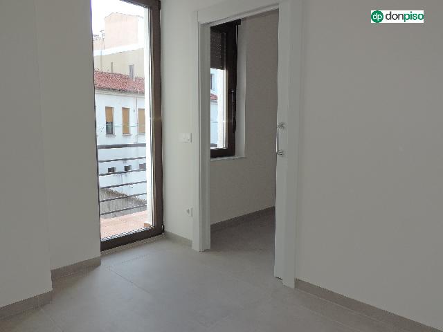Imagen 16 Inmueble 302908 - Piso en alquiler en Salamanca / Calle Alvaro Gil. Puerta Zamora