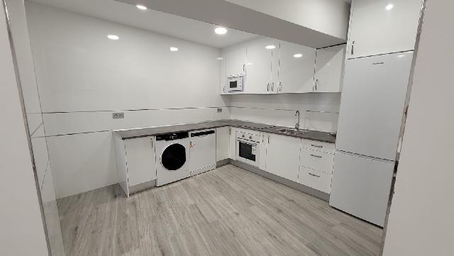 Imagen 1 Inmueble 303650 - Piso en alquiler en Salamanca / Avenida comuneros. Alamedilla