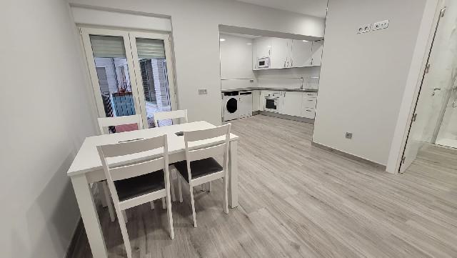 Imagen 4 Inmueble 303650 - Piso en alquiler en Salamanca / Avenida comuneros. Alamedilla