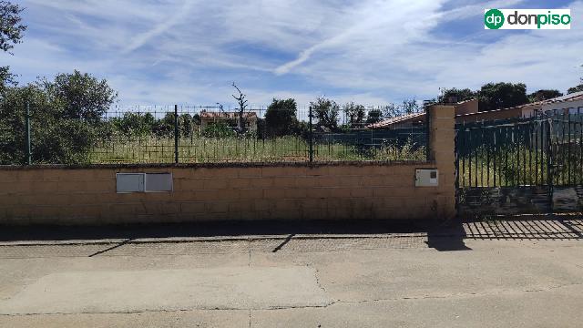 Imagen 1 Inmueble 303660 - Solar Urbano en venta en Florida De Liébana /  Florida De Liébana. 15 minutos de Salamanca