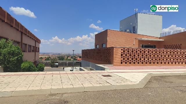 Imagen 22 Inmueble 304150 - Solar Urbano en venta en Carrascal De Barregas / Urbanización Peñasolana