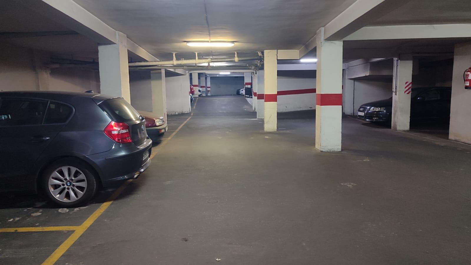 Imagen 3 Parking Coche en venta en Salamanca / Junto Avenida Portugal y Paseo de la Estación