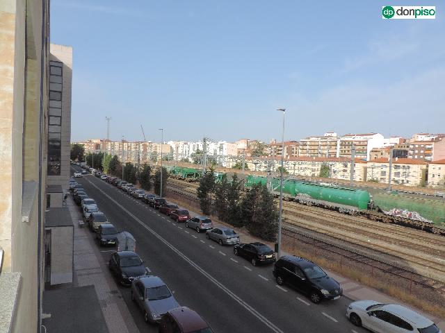 Imagen 8 Inmueble 305483 - Piso en venta en Salamanca / Calle La Radio, junto La Alamedilla.