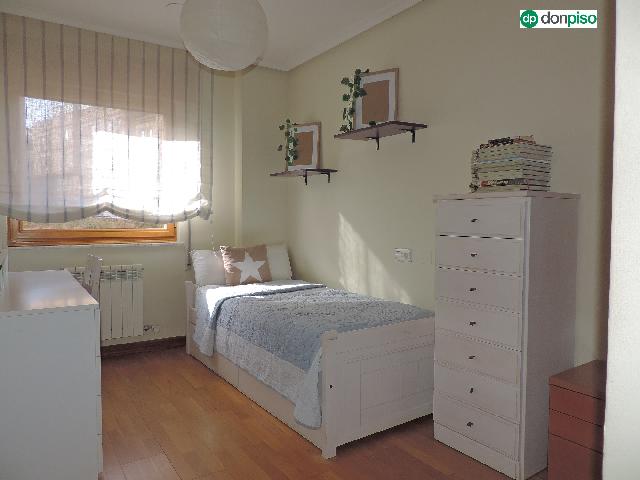 Imagen 23 Inmueble 305483 - Piso en venta en Salamanca / Calle La Radio, junto La Alamedilla.