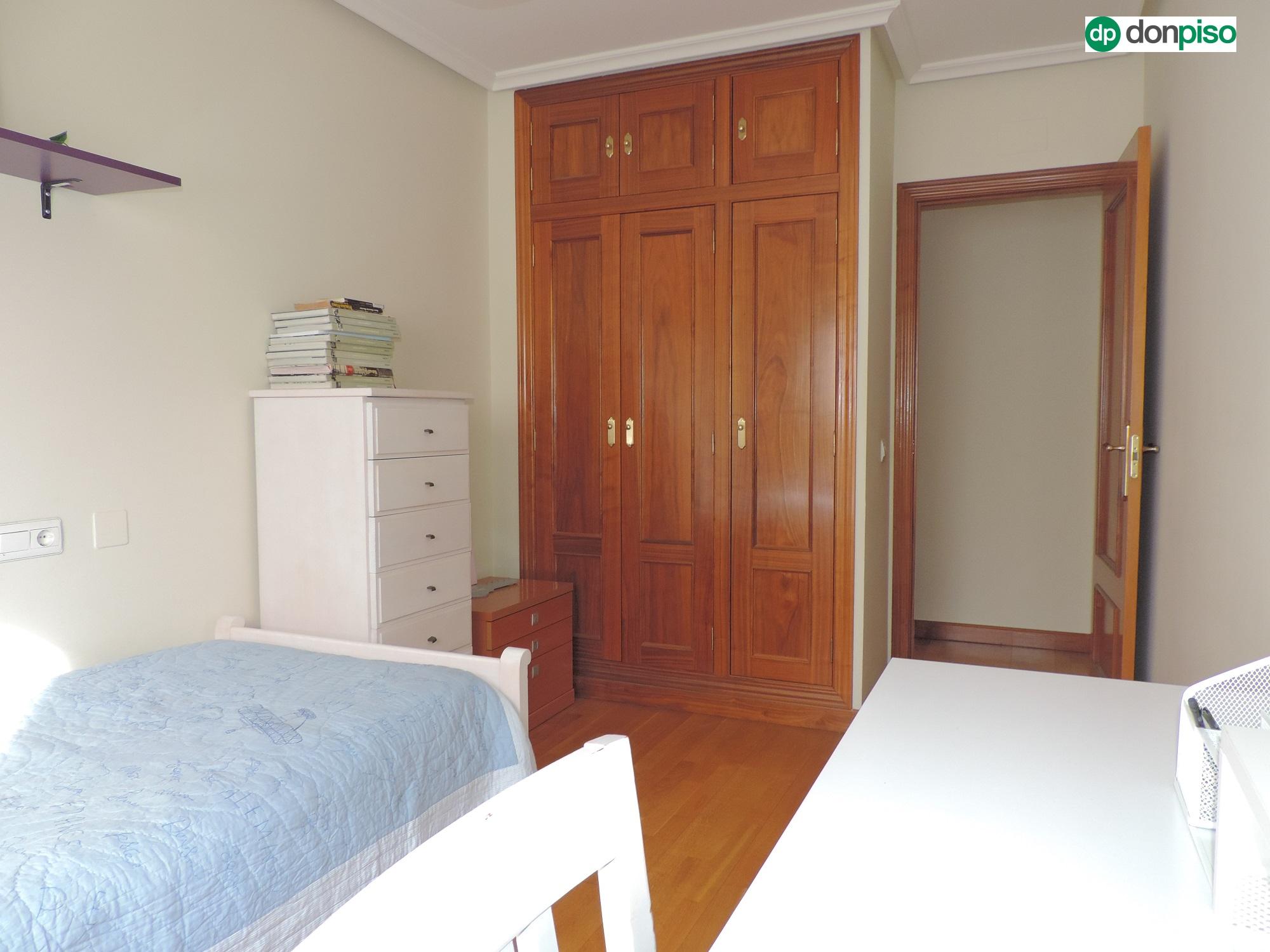 Imagen 26 Piso en venta en Salamanca / Calle La Radio, junto La Alamedilla.
