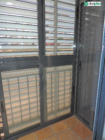 Imagen 13 Inmueble 305483 - Piso en venta en Salamanca / Calle La Radio, junto La Alamedilla.