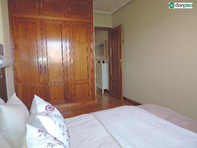 Imagen 16 Inmueble 305483 - Piso en venta en Salamanca / Calle La Radio, junto La Alamedilla.