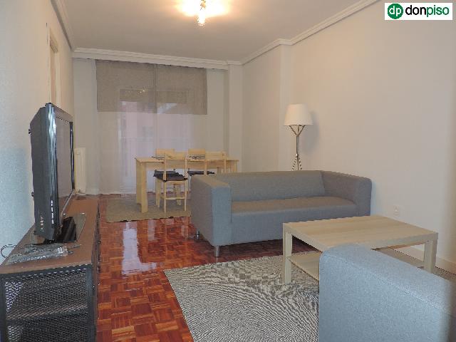 Imagen 1 Inmueble 305621 - Piso en alquiler en Salamanca / Junto Avenida Portugal y Paseo de la Estación.