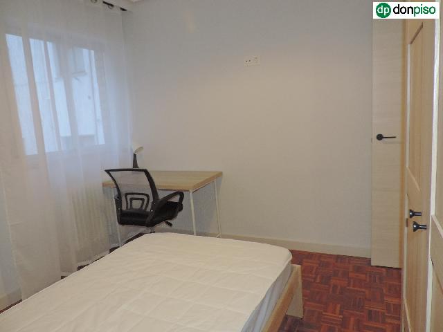 Imagen 10 Inmueble 305621 - Piso en alquiler en Salamanca / Junto Avenida Portugal y Paseo de la Estación.