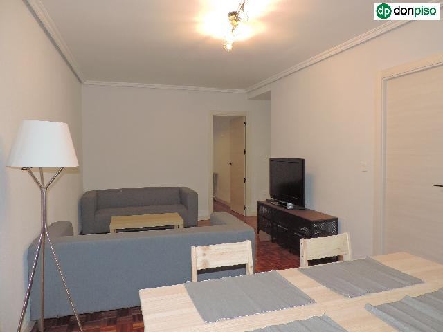 Imagen 2 Inmueble 305621 - Piso en alquiler en Salamanca / Junto Avenida Portugal y Paseo de la Estación.