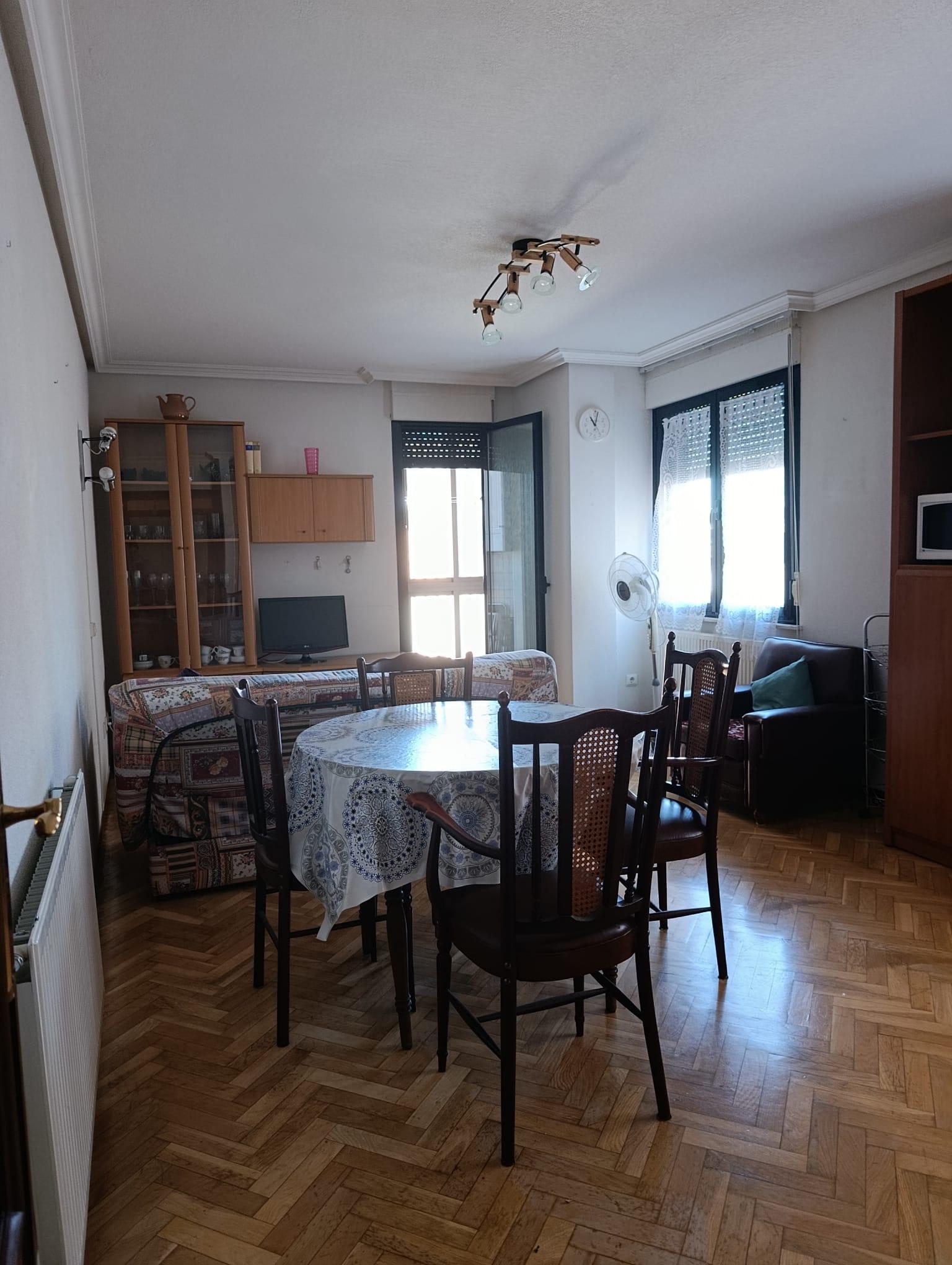 Imagen 6 Piso en alquiler en Salamanca / Comuneros . Alto Rollo. 