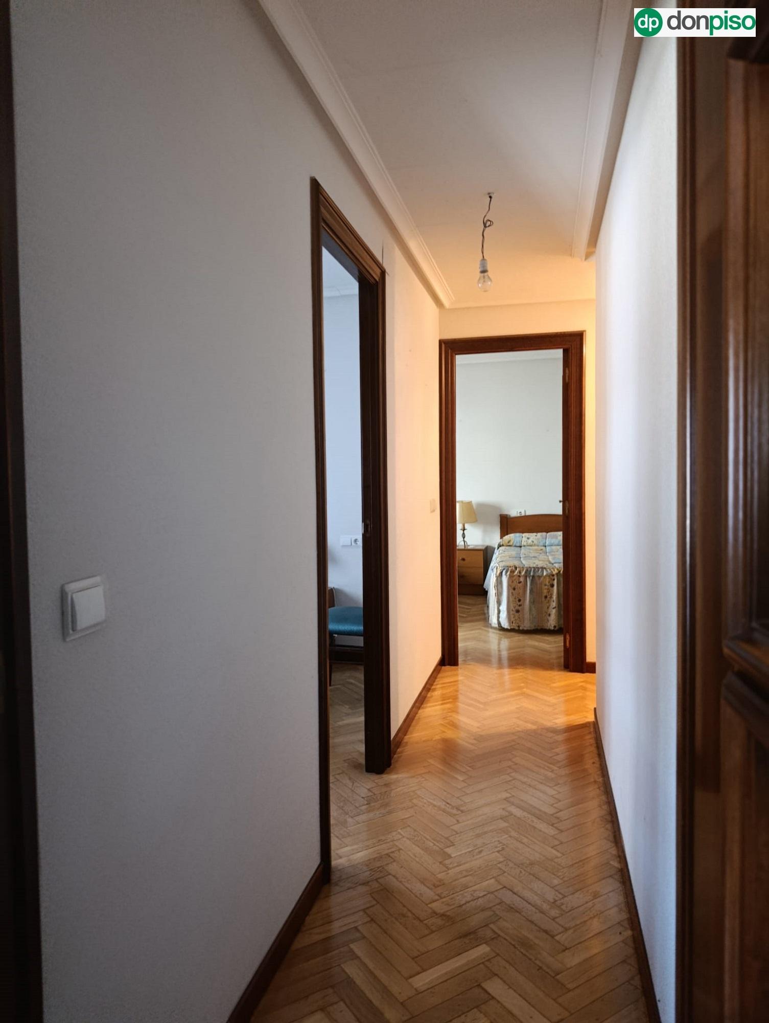 Imagen 18 Piso en alquiler en Salamanca / Comuneros . Alto Rollo. 