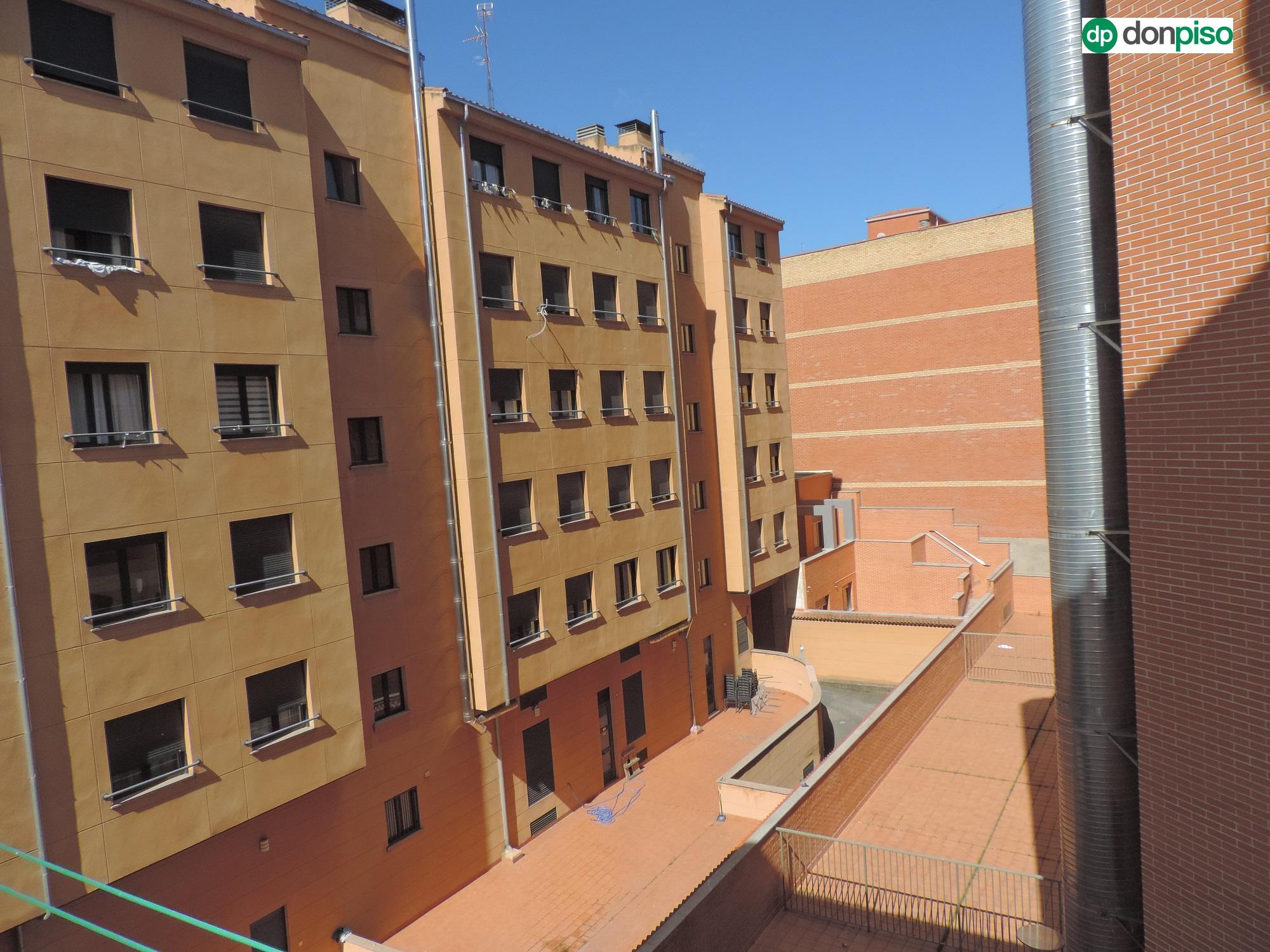 Imagen 24 Piso en venta en Salamanca / Avenida Paris. Paseo de la Estacion