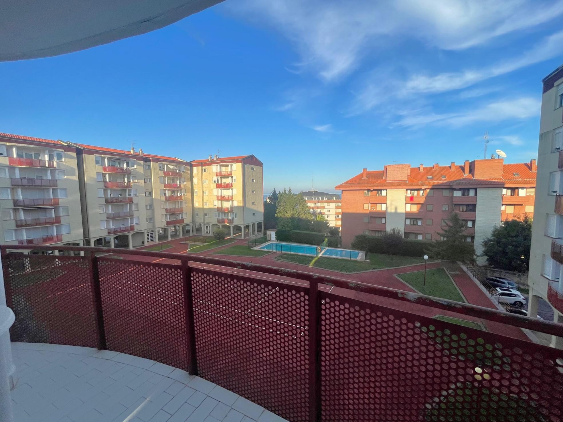 Imagen 25 Piso en alquiler en Castro-urdiales / Zona Castro Urdiales 