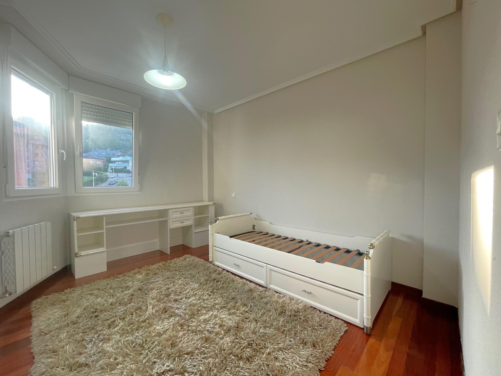 Imagen 15 Piso en alquiler en Castro-urdiales / Zona Castro Urdiales 