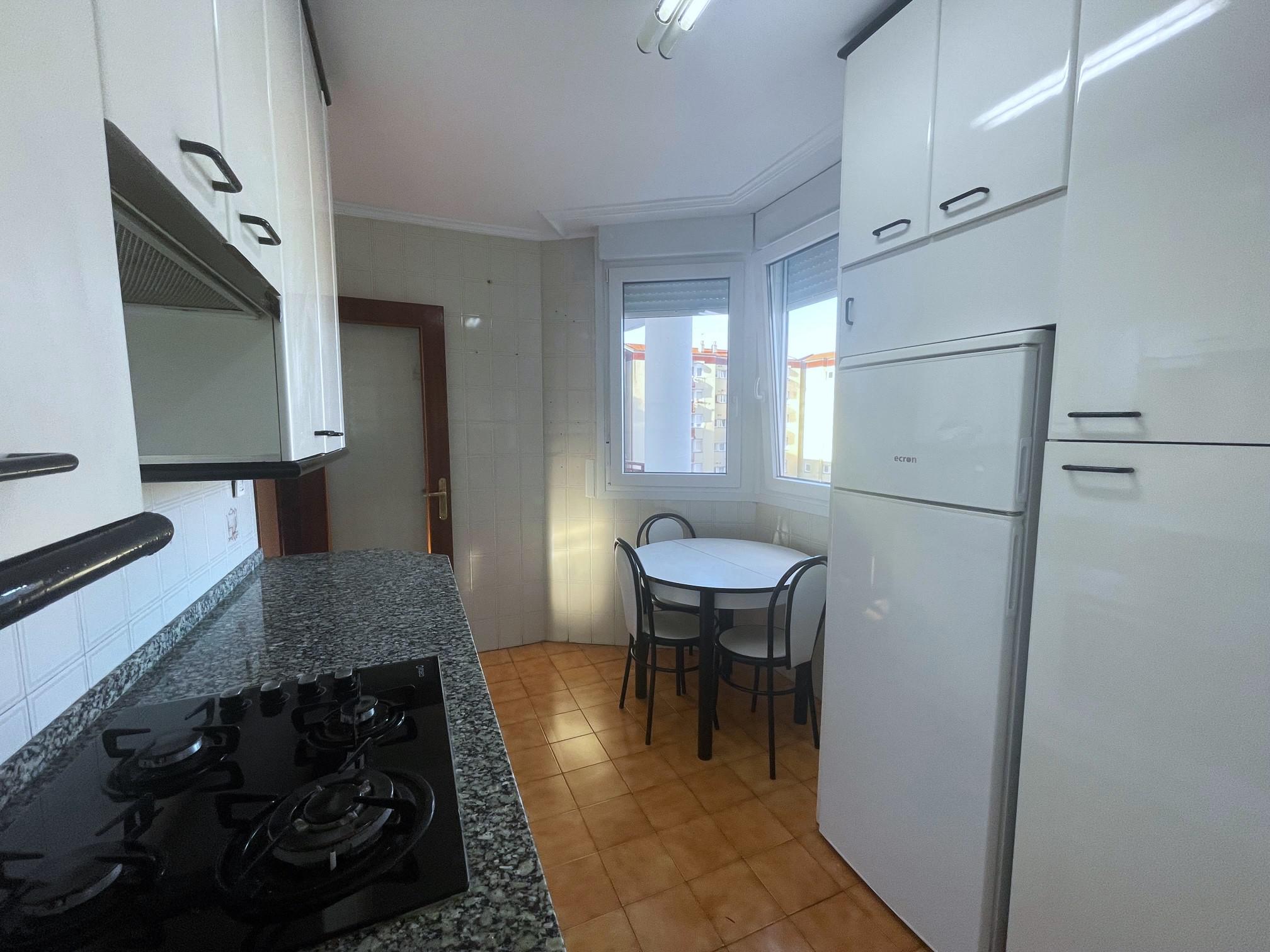 Imagen 8 Piso en alquiler en Castro-urdiales / Zona Castro Urdiales 