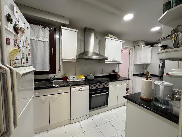 Imagen 20 Inmueble 296213 - Piso en venta en Getxo / Zona Atxekolandeta, cerca de playa de Ereaga