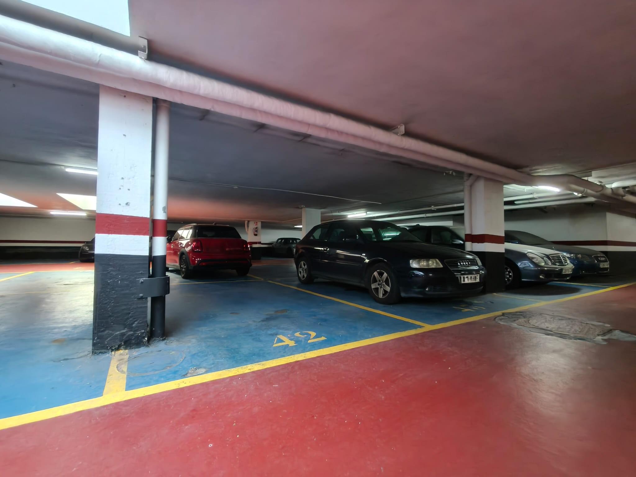 Imagen 38 Piso en venta en Getxo / Zona Atxekolandeta, cerca de playa de Ereaga