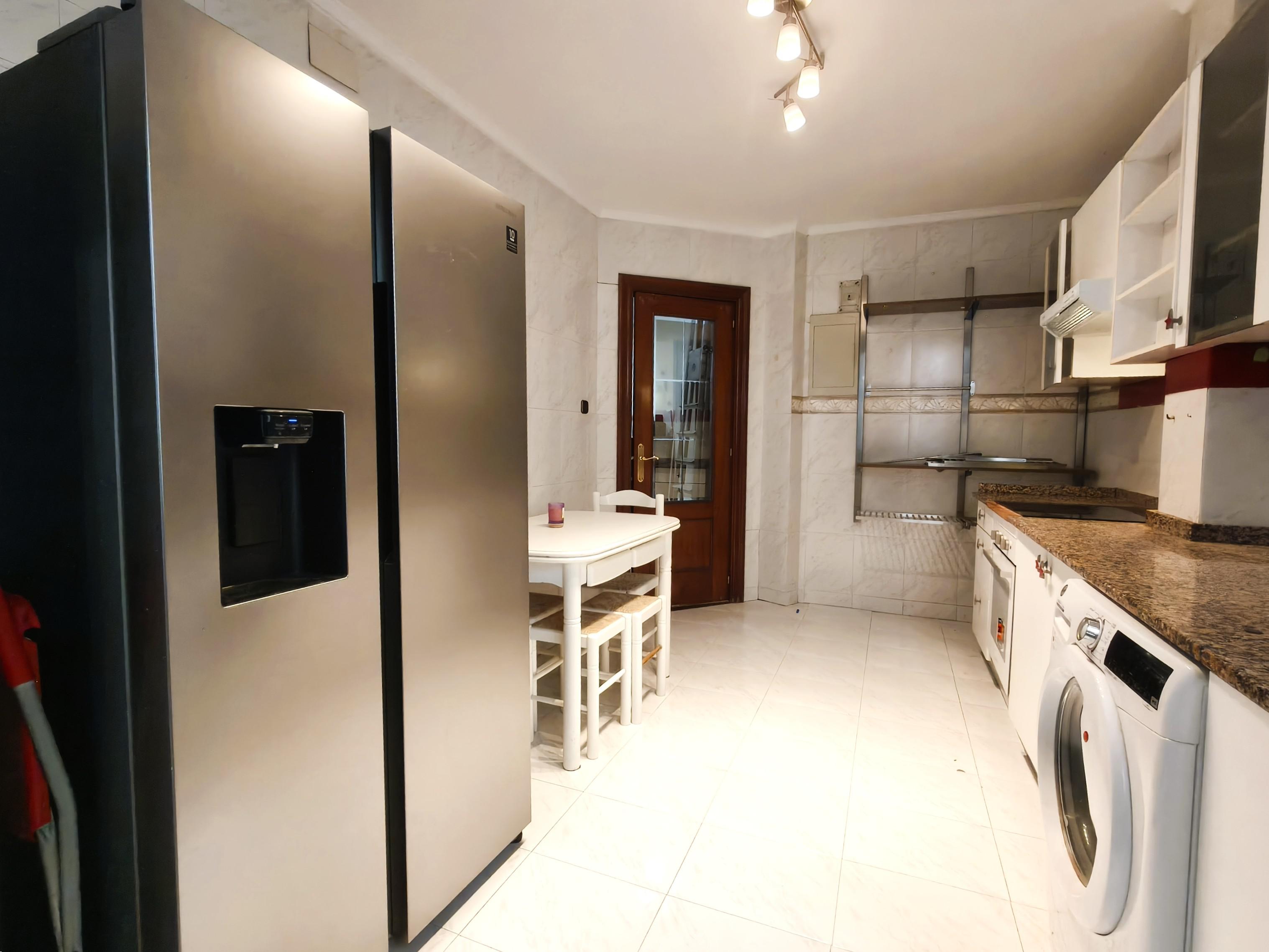 Imagen 3 Piso en venta en Getxo / Kresaltzu. Romo Imagen 3 Piso en venta en Getxo / Kresaltzu. Romo
