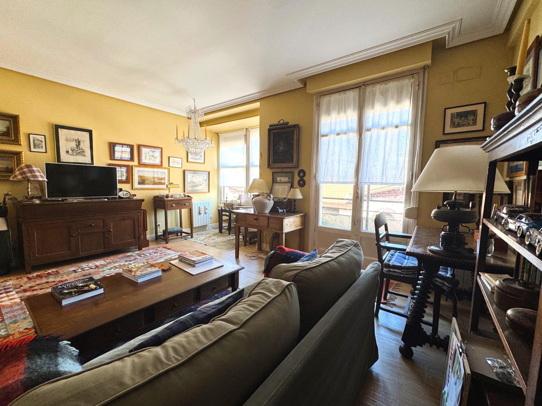 Imagen 12 Piso en venta en Getxo / Calle caja de ahorros centro de romo