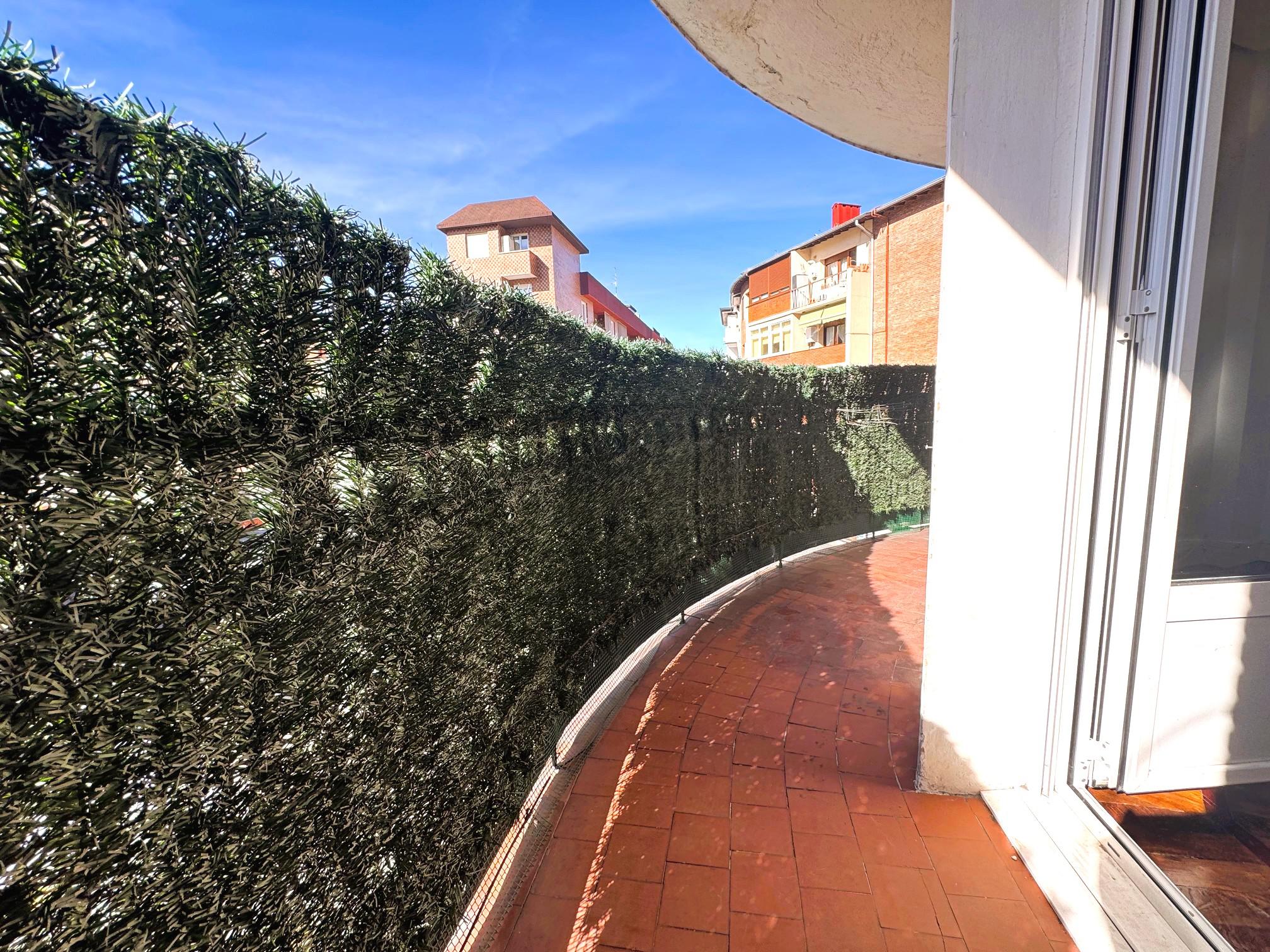 Imagen 1 Piso en venta en Getxo / Gobelaurre . ROMO