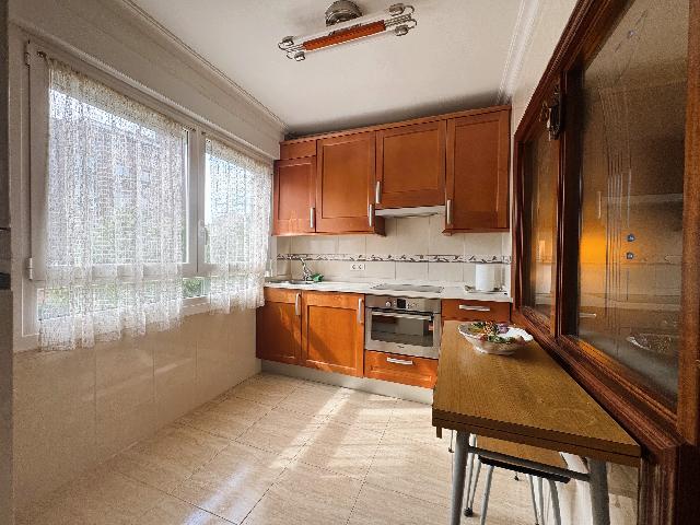Imagen 12 Inmueble 298653 - Piso en venta en Leioa / Plaza Orixe. Leioa