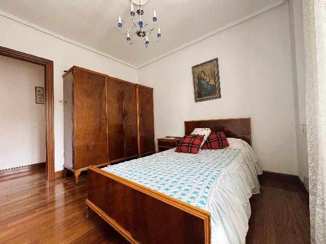 Imagen 19 Inmueble 298653 - Piso en venta en Leioa / Plaza Orixe. Leioa