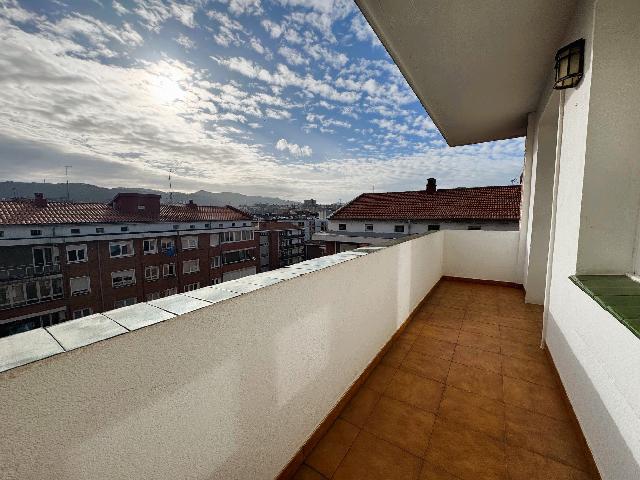 Imagen 1 Inmueble 299226 - Apartamento en venta en Leioa / Romo zona pinueta