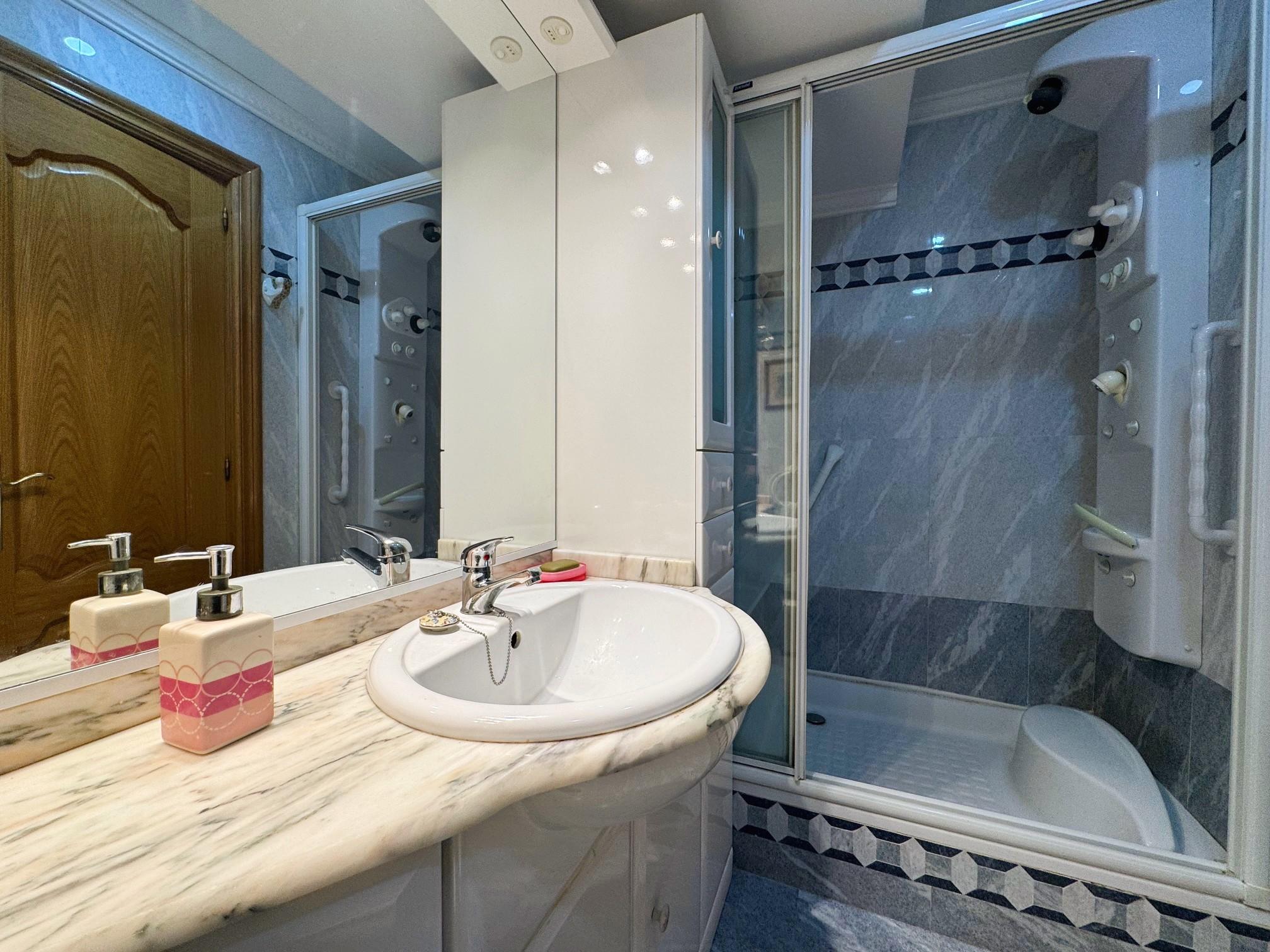 Imagen 11 Apartamento en venta en Leioa / Romo zona pinueta