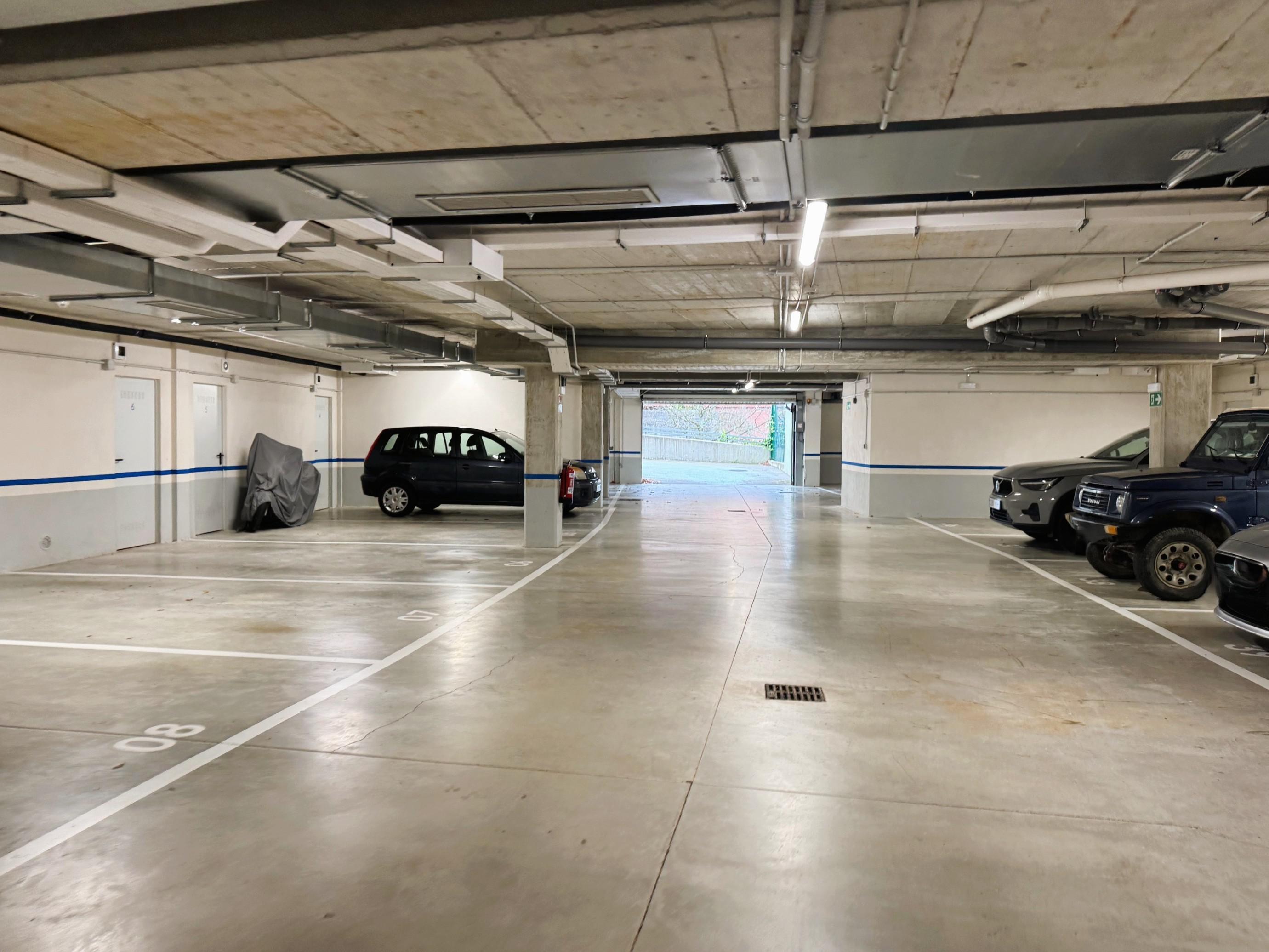 Imagen 32 Piso en venta en Urduliz / Calle Intxaurrondo . Urduliz