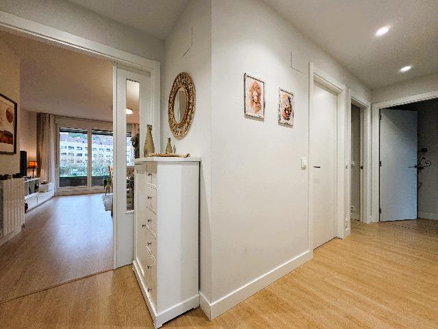 Imagen 18 Inmueble 299361 - Piso en venta en Urduliz / Calle Intxaurrondo . Urduliz