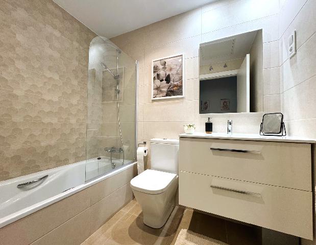 Imagen 24 Inmueble 299361 - Piso en venta en Urduliz / Calle Intxaurrondo . Urduliz