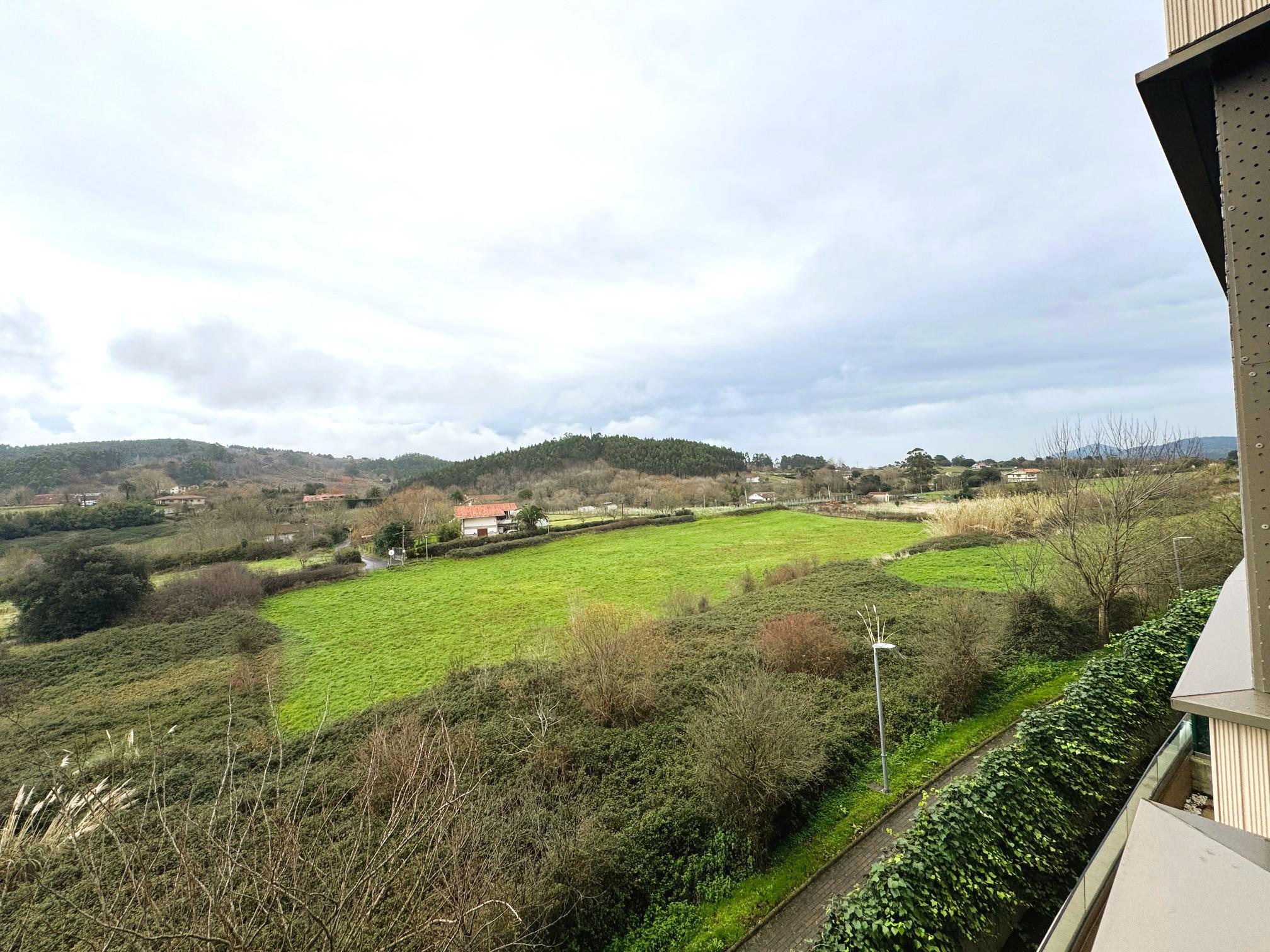 Imagen 36 Piso en venta en Urduliz / Calle Intxaurrondo . Urduliz