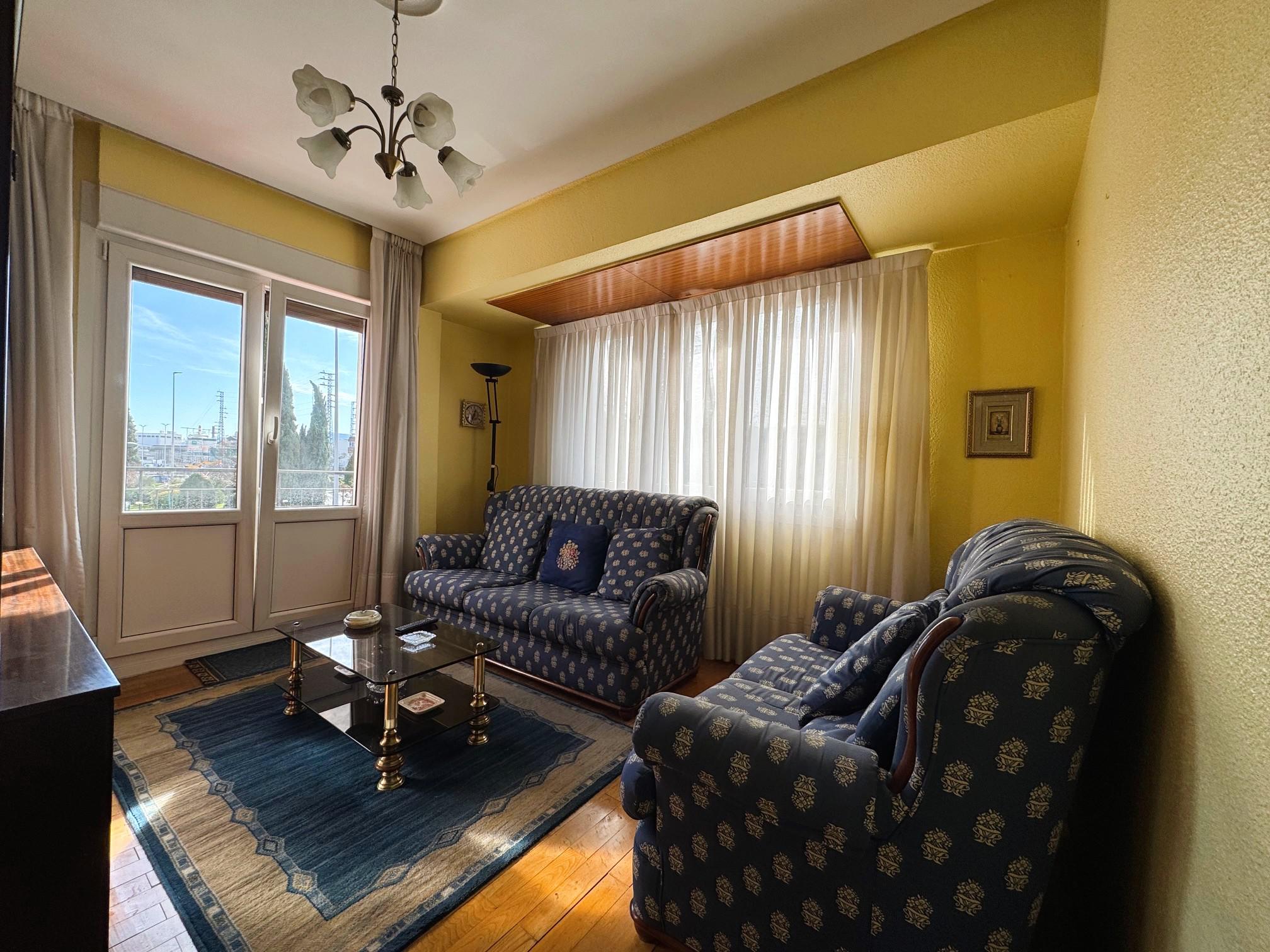 Imagen 3 Piso en venta en Getxo / Centro de Romo cerca de todos los servicios