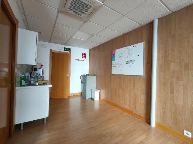 Imagen 14 Inmueble 299731 - Local Industrial en venta en Leioa / Avenida Amaia. Leioa.