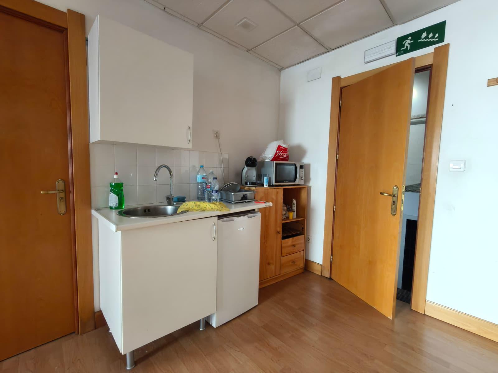 Imagen 15 Local Industrial en venta en Leioa / Avenida Amaia. Leioa.