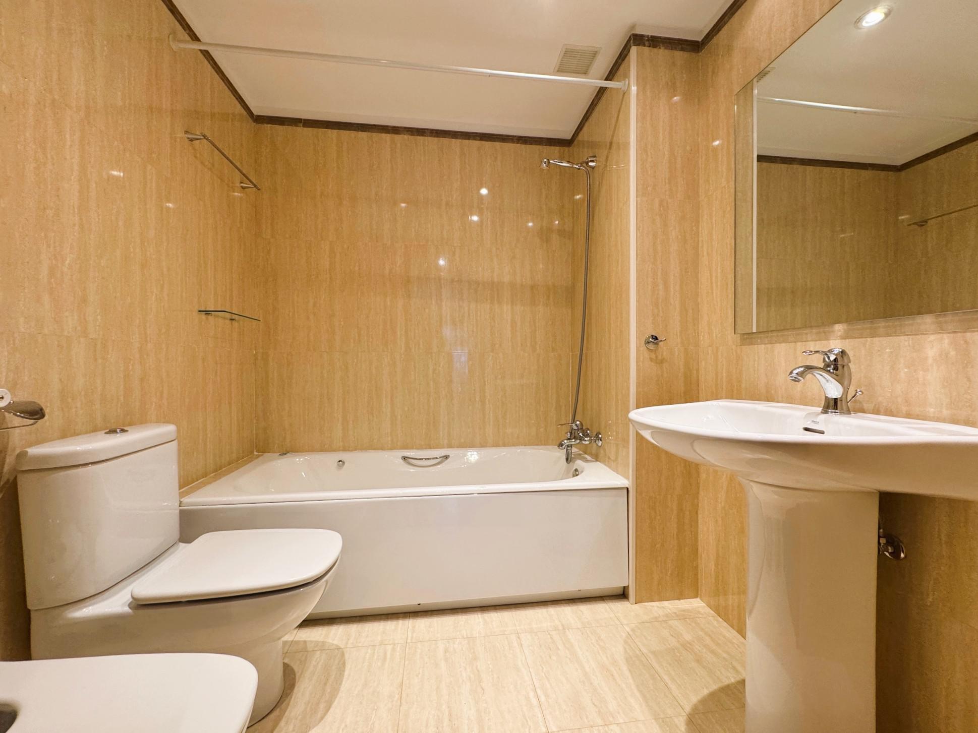 Imagen 3 Piso en alquiler en Getxo / Avenida Amaia. Leioa