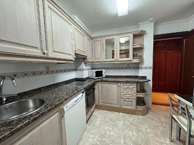 Imagen 2 Inmueble 299831 - Piso en alquiler en Getxo / Piso en el centro de romo