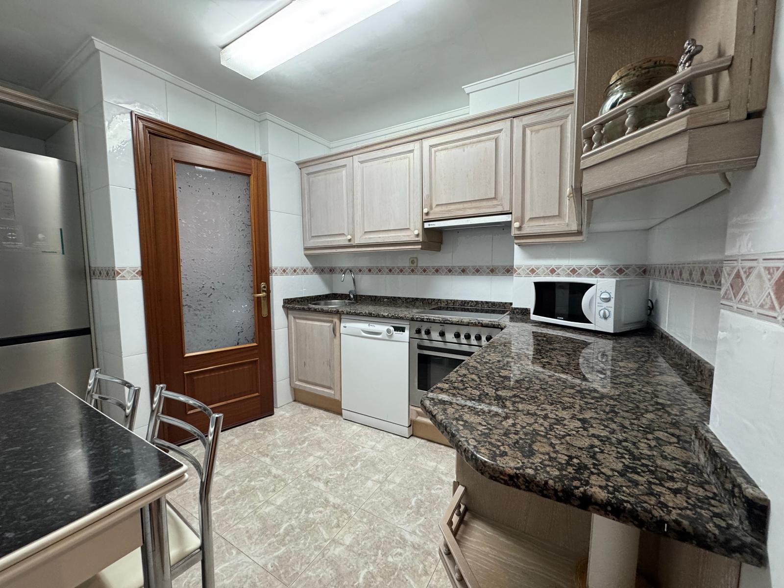 Imagen 3 Piso en alquiler en Getxo / Piso en el centro de romo