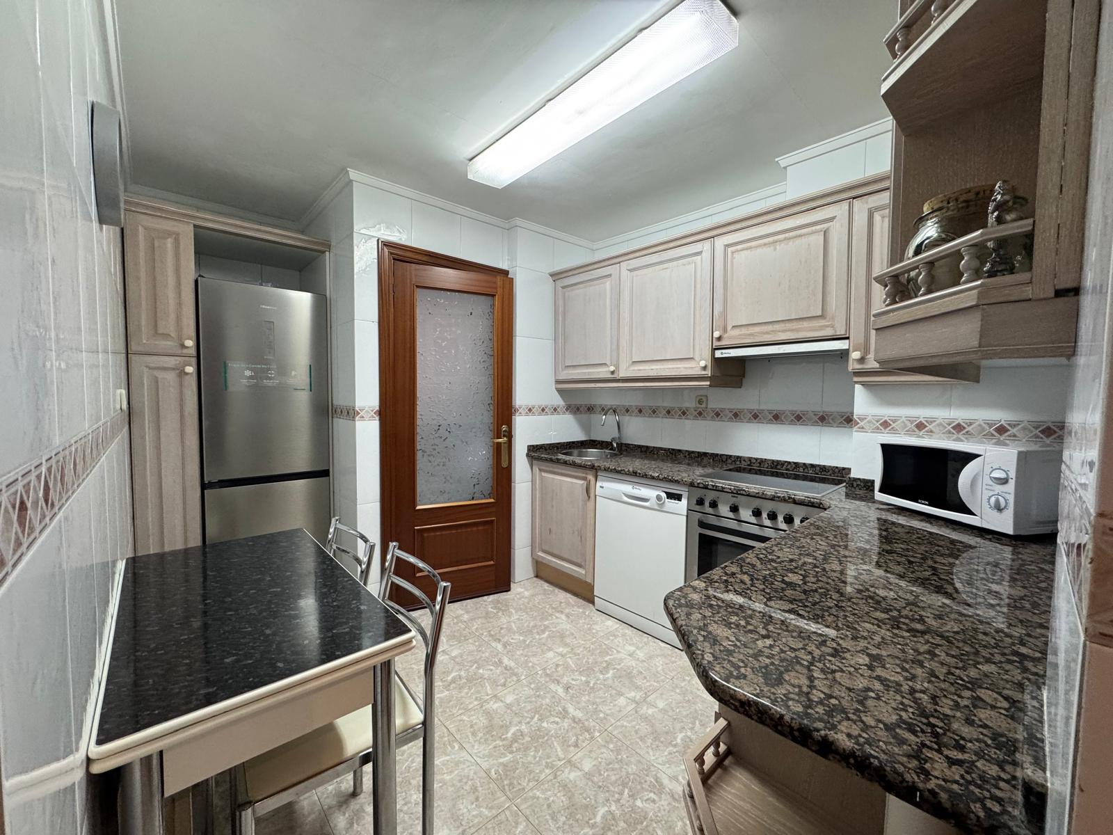 Imagen 4 Piso en alquiler en Getxo / Piso en el centro de romo