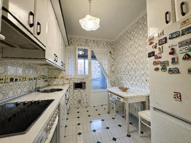 Imagen 7 Inmueble 300056 - Piso en venta en Getxo / Enfrente del parque gobelaurre