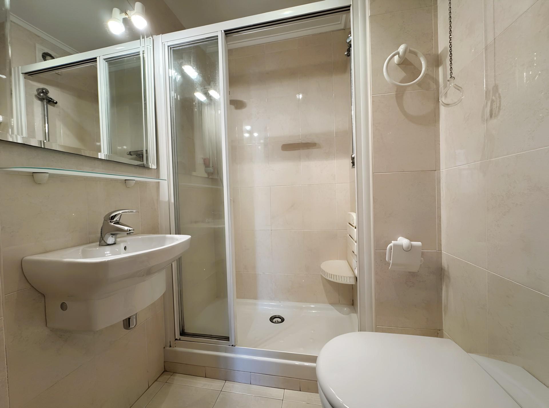 Imagen 17 Piso en venta en Getxo / Enfrente del parque gobelaurre