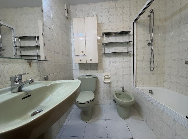 Imagen 12 Inmueble 300056 - Piso en venta en Getxo / Enfrente del parque gobelaurre