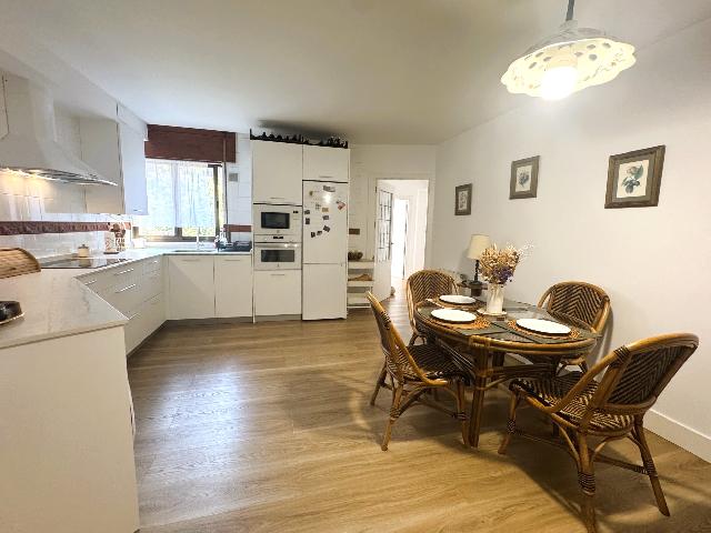 Imagen 1 Inmueble 300297 - Apartamento en venta en Getxo / Algorta centro, avenida basagoiti