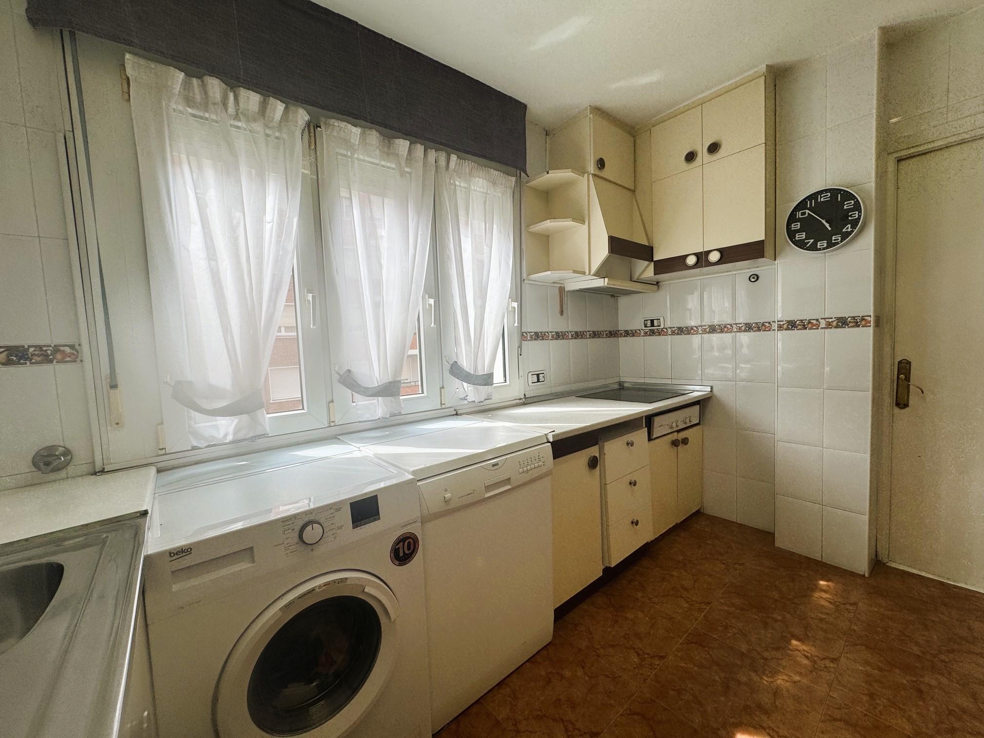 Imagen 6 Piso en venta en Leioa / Maiatzaren Bata. Romo-Leioa.