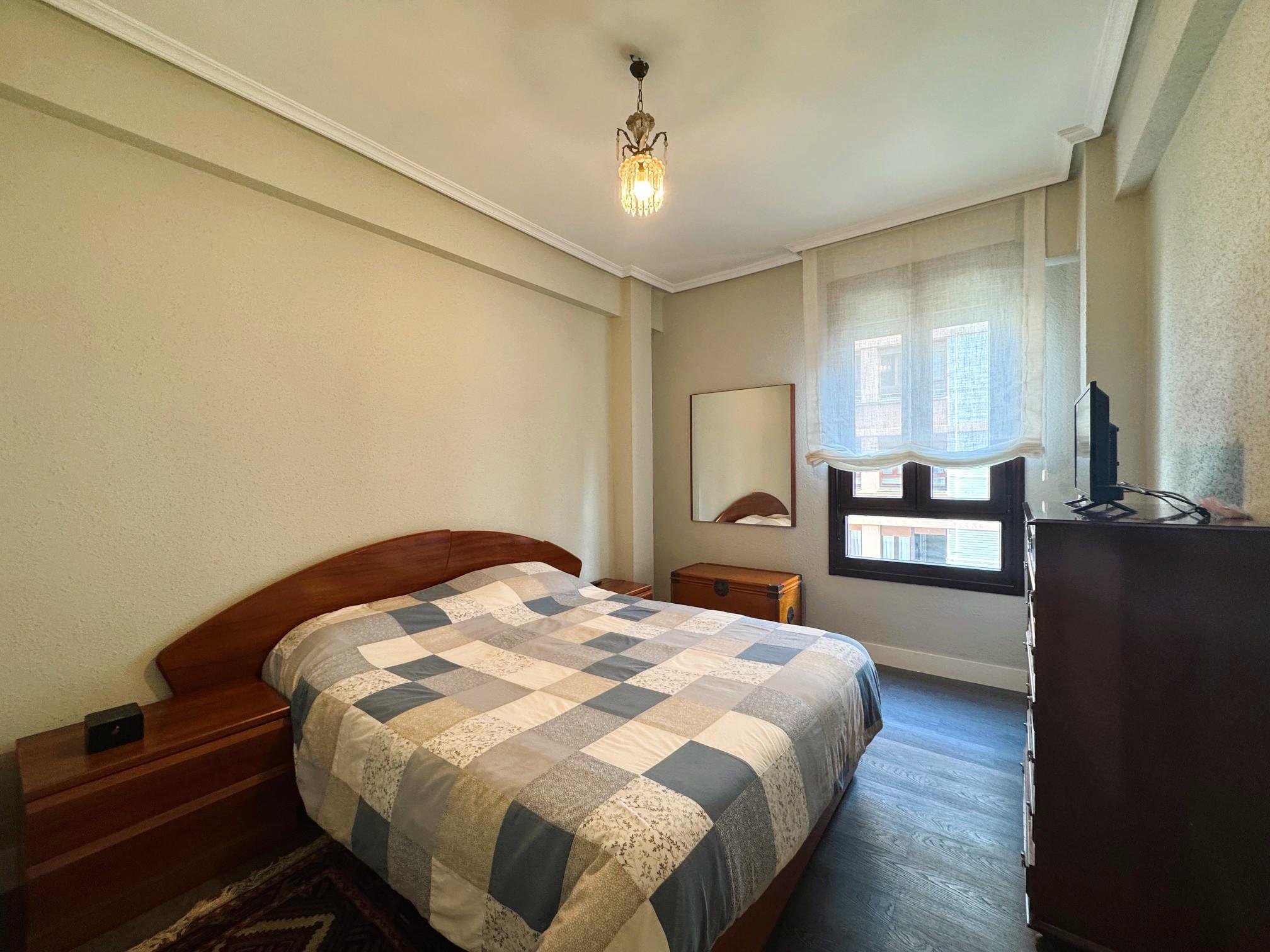 Imagen 8 Piso en venta en Getxo / Calle Kalamua en el centro de romo