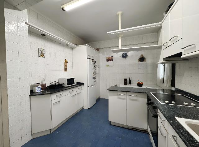 Imagen 6 Inmueble 300799 - Piso en venta en Getxo / Calle Kalamua en el centro de romo