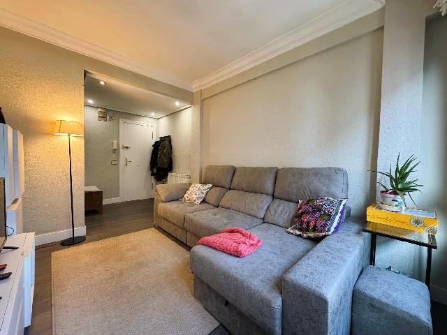 Imagen 1 Inmueble 300799 - Piso en venta en Getxo / Calle Kalamua en el centro de romo