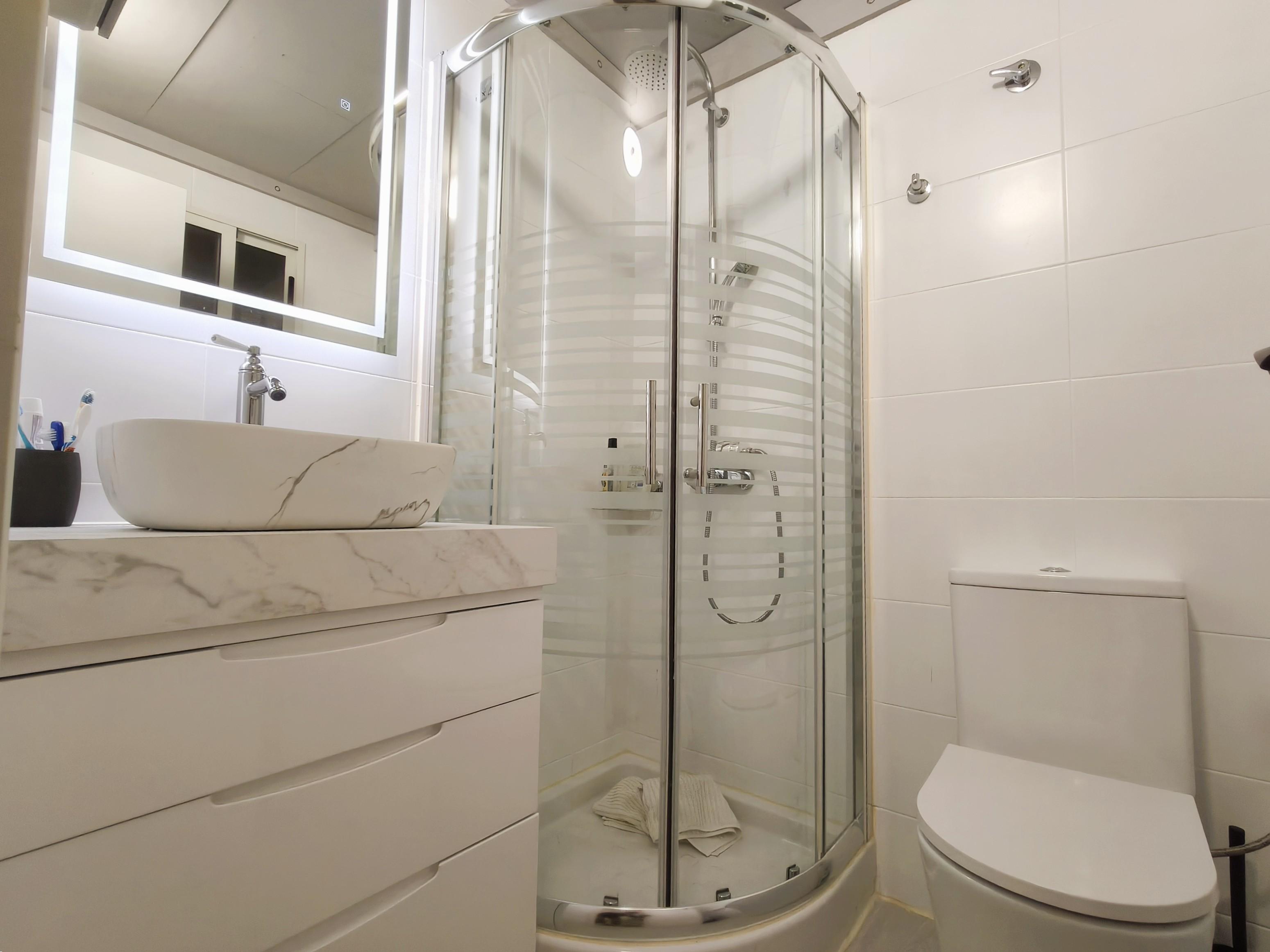 Imagen 15 Piso en venta en Sopelana / Calle Etxebarri 17 al lado del metro
