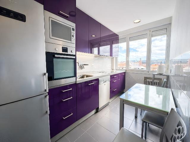 Imagen 1 Inmueble 301112 - Piso en venta en Getxo / Calle Ibaigane. Las Arenas.